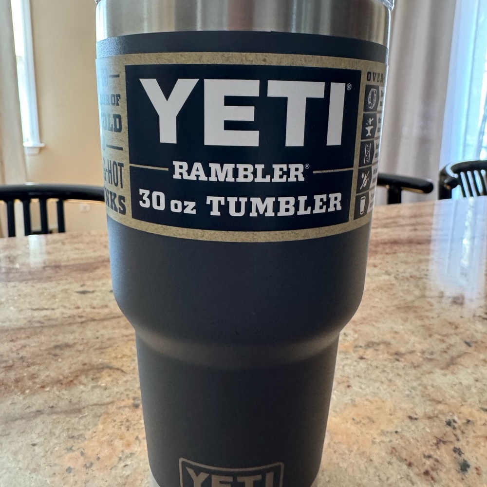 Yeti Rambler 30 oz Tumbler - Dark Gray - Picture 2 of 4
